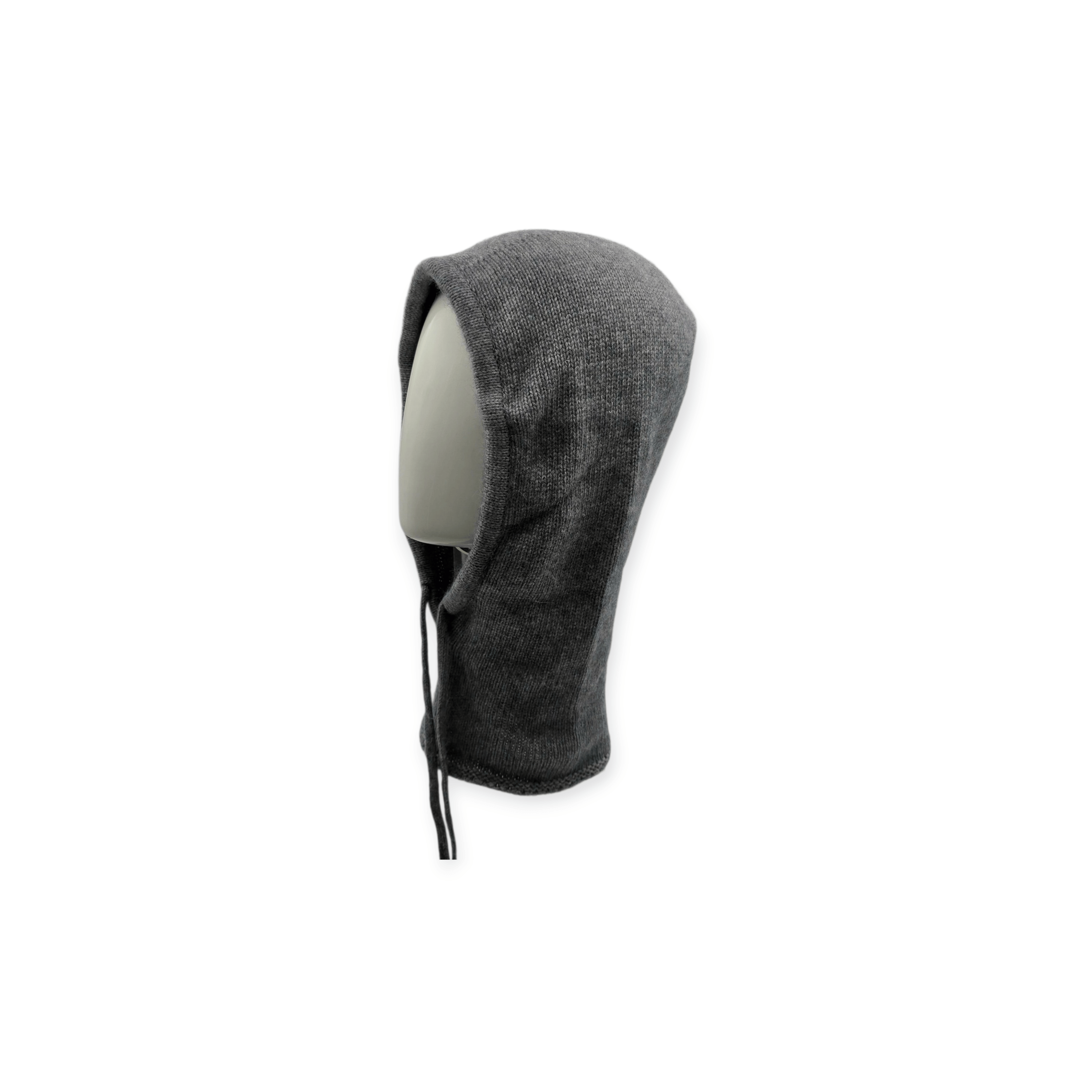 Capuche en maille grise